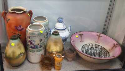 ASSORTED DECOR
