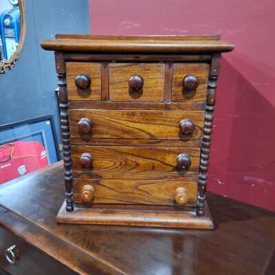 APPRENTICE CHEST