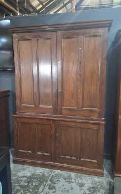 POST MASTERS CUPBOARD