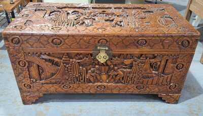 CAMPHORWOOD TRUNK