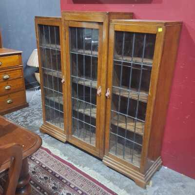 CHiNA CABINET