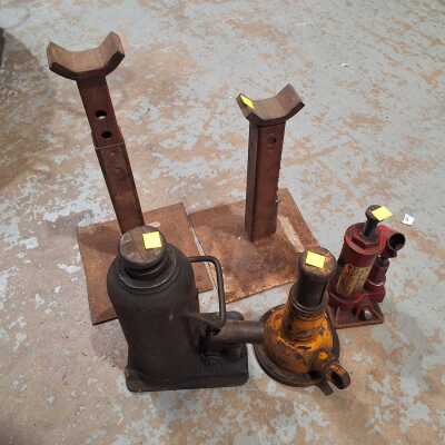CAR JACKS