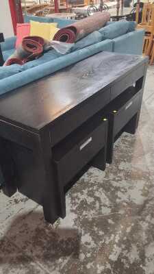 CONSOLE AND BEDSIDES