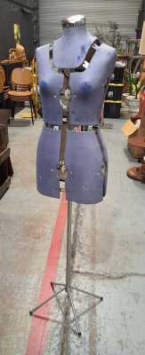 DRESSMAKERS FORM