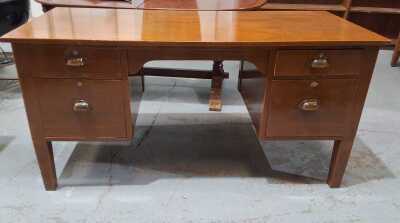 VINTAGE DESK