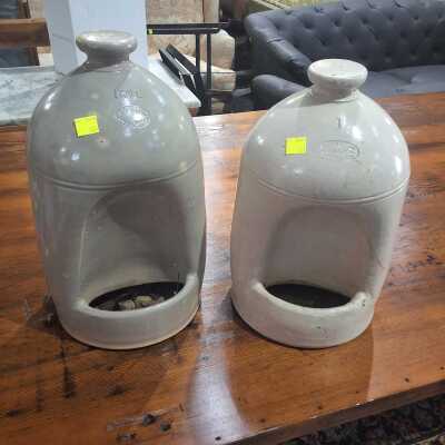BIRD FEEDER