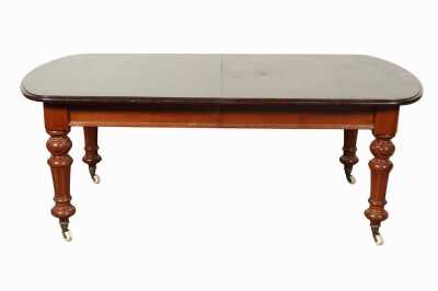EXTENSION DINING TABLE
