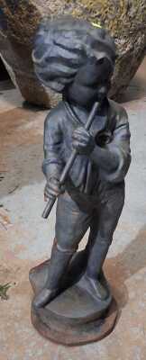 GARDEN STATUE
