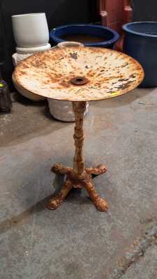 PLANTER STAND