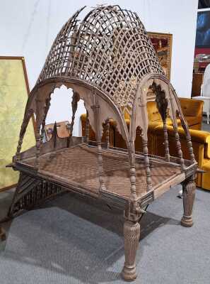 INDIAN ELEPHANT BED