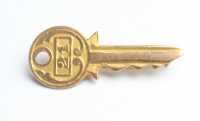 GOLD BROOCH