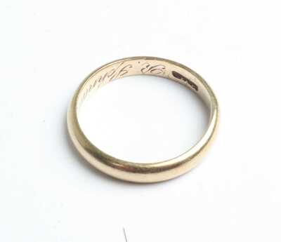 GOLD RING