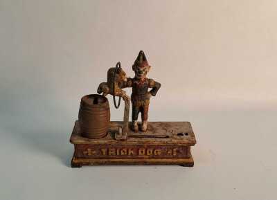 MONEY BANK