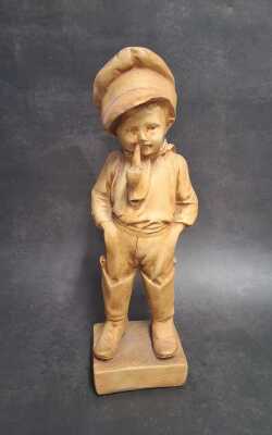SMOKING BOY STATUE