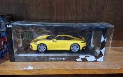MODEL CAR