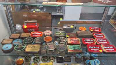TOBACCO TINS