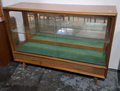 DISPLAY CABINET