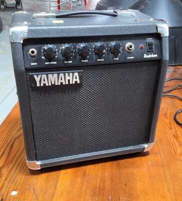 GUITAR AMP