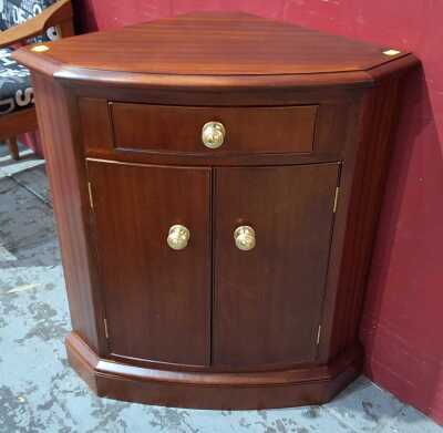 CORNER CABINET