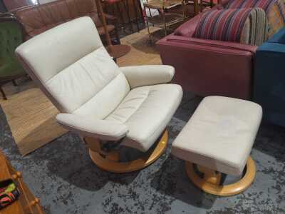 LEATHER RECLINER