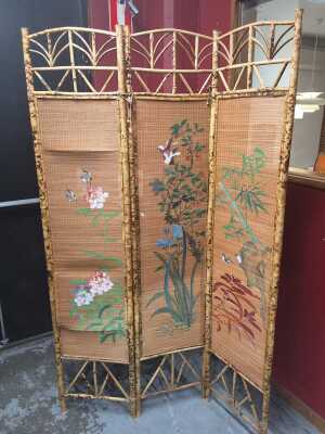 SCREEN