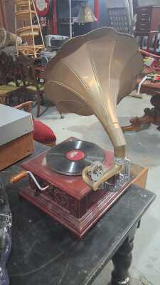 GRAMOPHONE