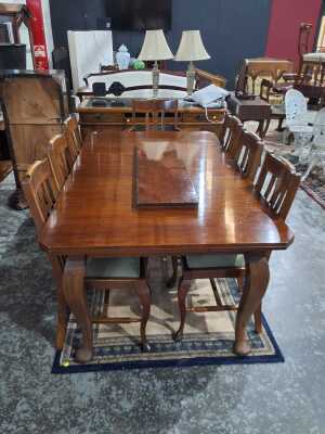 DINING SUITE