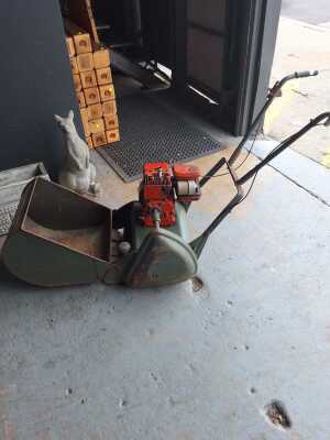 LAWN MOWER