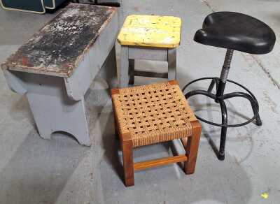 STOOLS