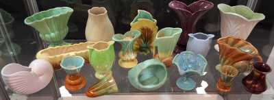 AUSTRALIAN POTTERY