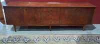 MID-CENTURY SIDEBOARD