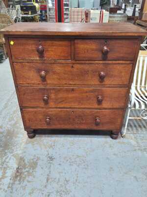 CHEST OF DRAWERS