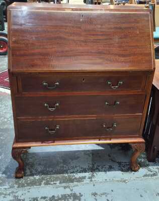 BUREAU DESK
