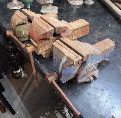 BENCH VICES