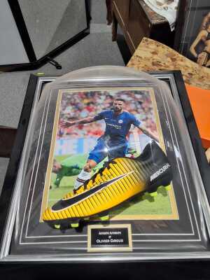 SIGNED BOOT