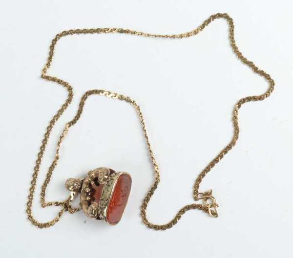 GOLD NECKLACE