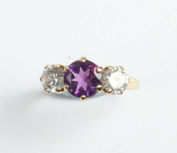GOLD RING