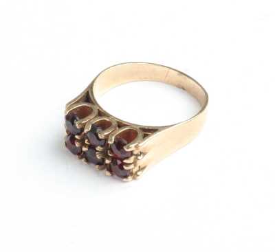 GOLD RING