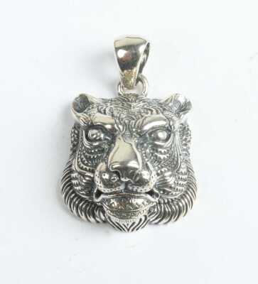 SILVER PENDANT