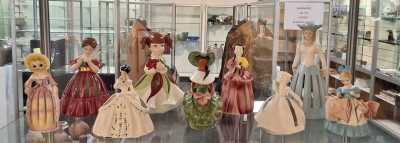 NAPKIN DOLLS