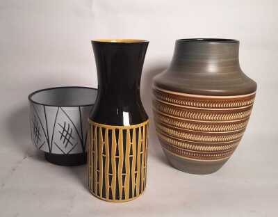 STUDIO POTTERY