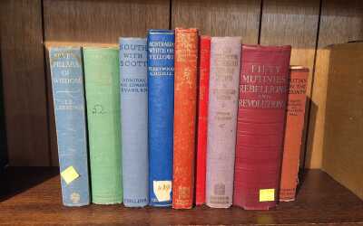 VINTAGE BOOKS