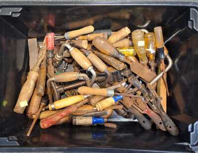 ASSORTED TOOLS
