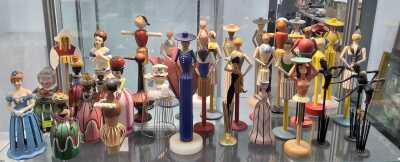 NAPKIN DOLLS
