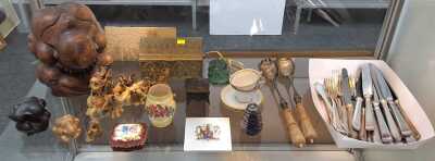 ASSORTED DECOR & TABLEWARE