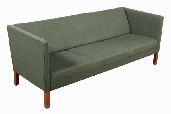 EJ 380 LOUNGE