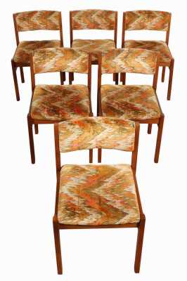 SET OF DINING CHAIRS
