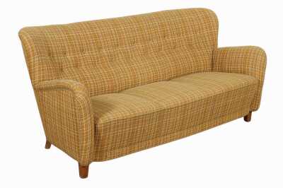 DANISH LOUNGE