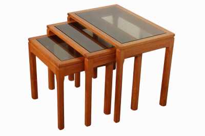 NEST OF TABLES