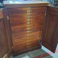 COLLECTIONS CABINET - 2